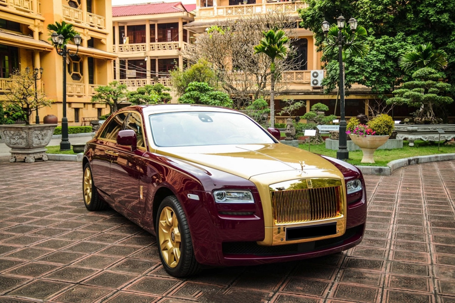 xe roll royce ghost 18.jpg