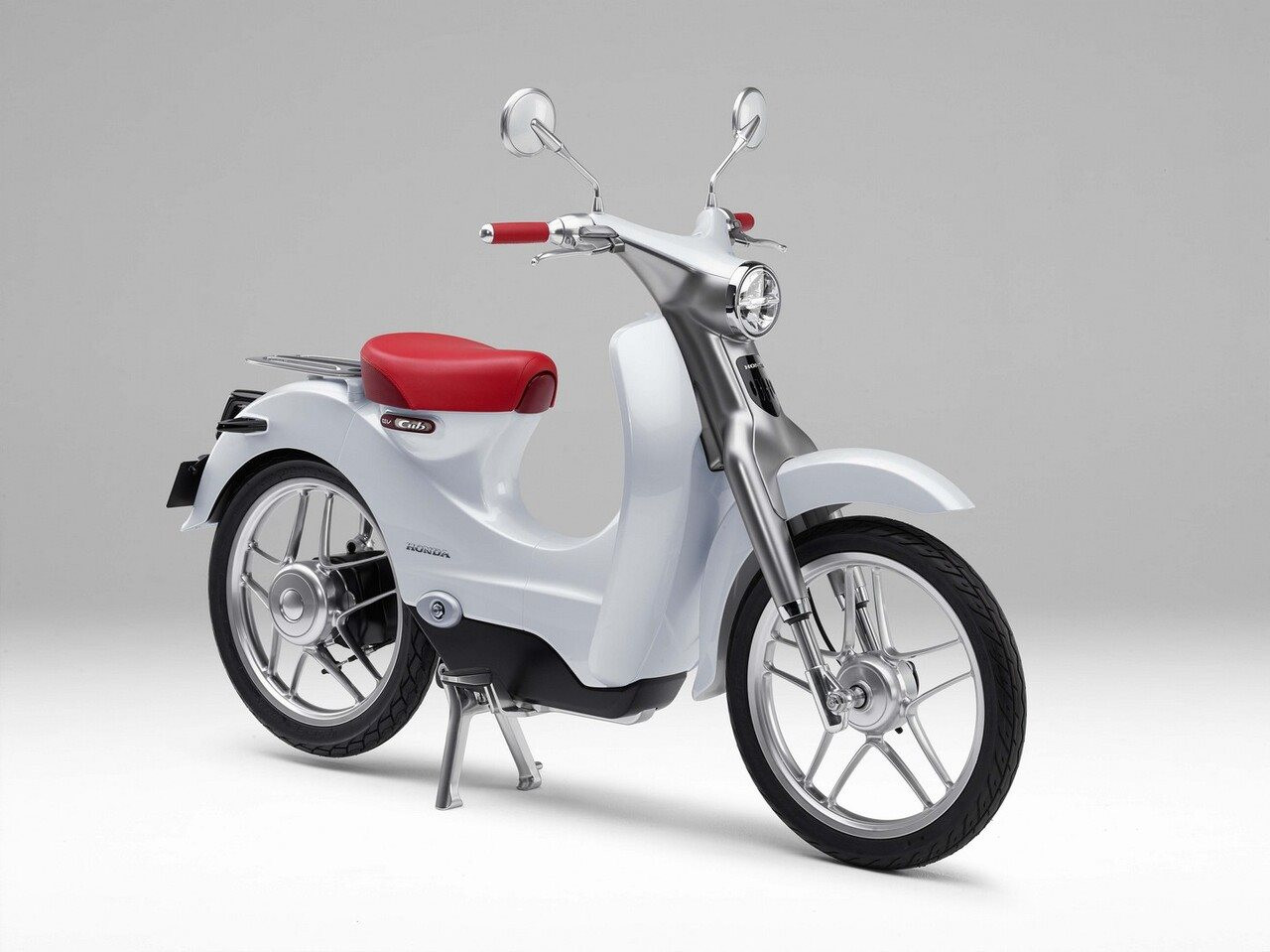 electric-honda-ev-cub-arrives-in-2018-104986_1.jpg