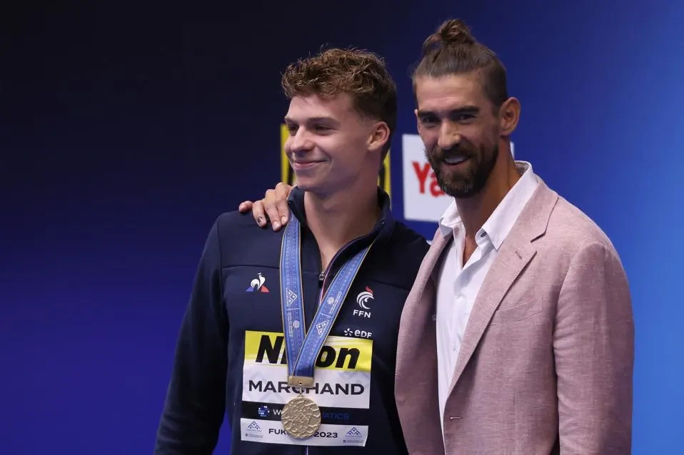 Kình ngư người Pháp phá kỷ lục Olympic của Michael Phelps - 1