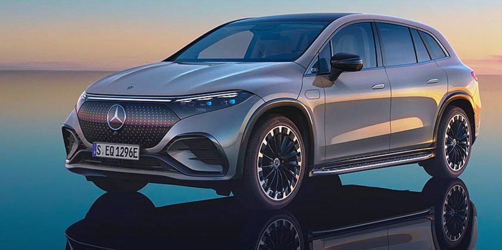 Mercedes EQS SUV 2023.