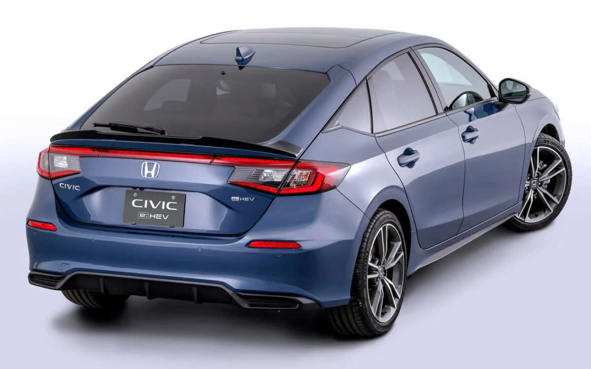 Honda Civic 2024 với bộ phụ kiện dành cho thị trường Nhật Bản