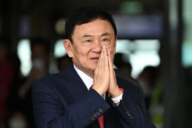 Hoàng gia Thái Lan tiếp tục ân xá cho cựu Thủ tướng Thaksin - 1