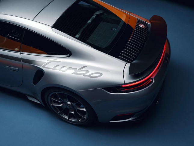 Porsche 911 Turbo ra phiên bản đặc biệt kỷ niệm 50 năm ảnh 3