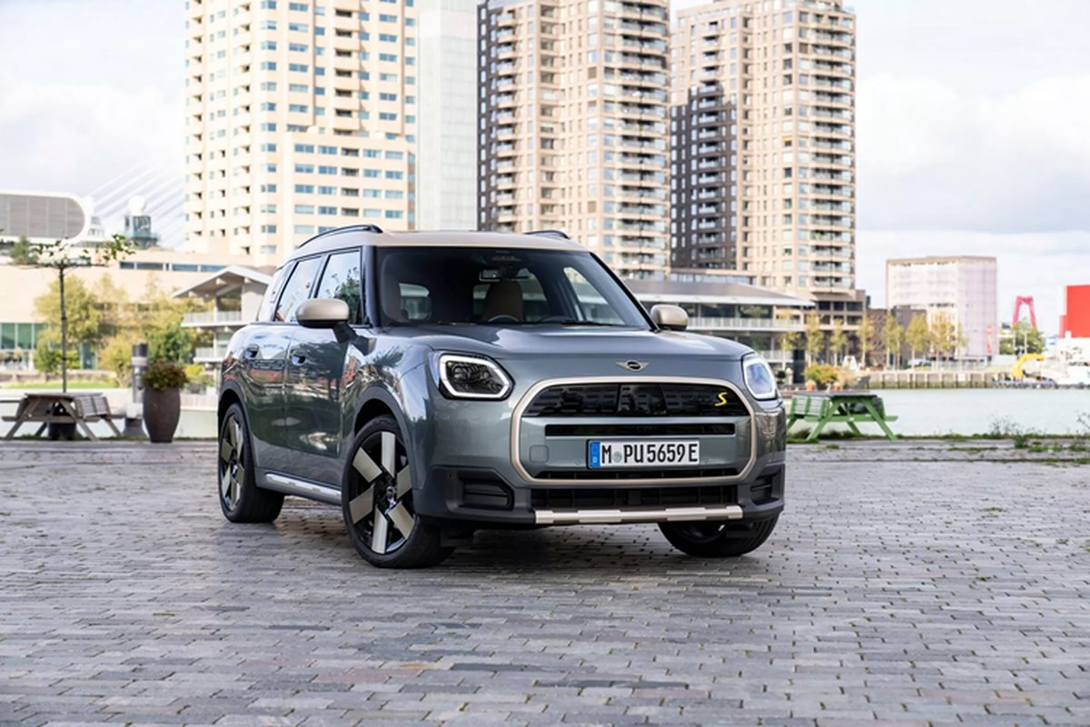 chi-tiet-mini-countryman-se-all4-2024-khoi-diem-45200-usd.png