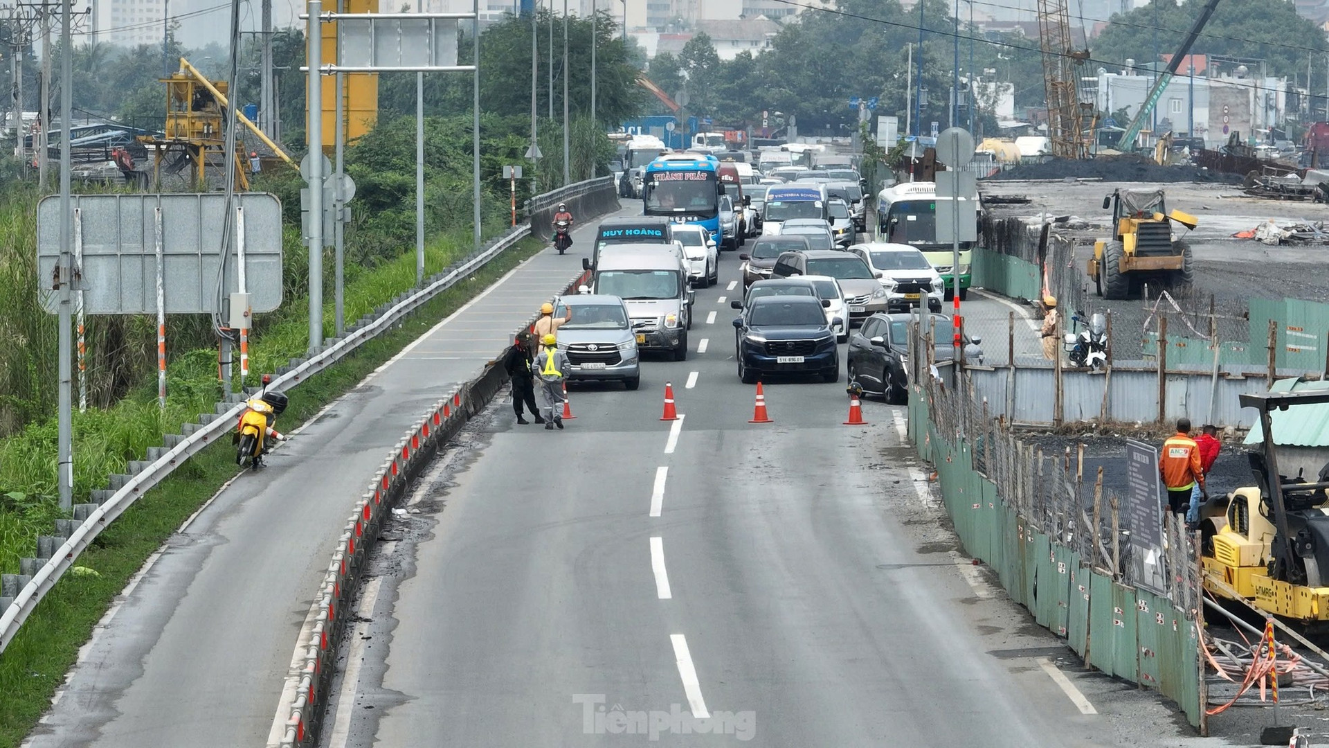 Ngày thứ hai kỳ nghỉ 2/9: Cao tốc TPHCM - Long Thành liên tục đóng, mở vì quá đông ảnh 9