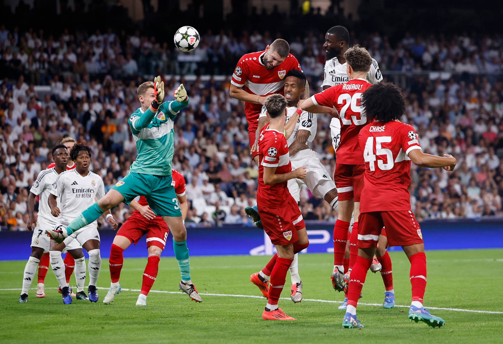 Mbappe ghi bàn, Real Madrid thắng tưng bừng ở Champions League - 2