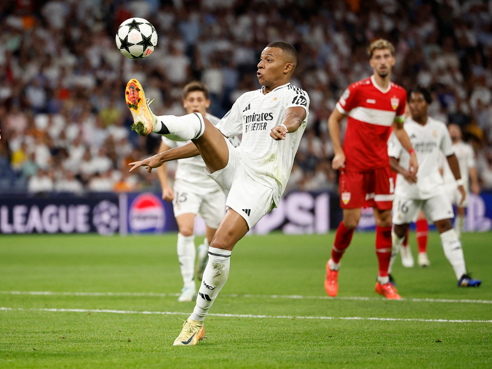 Mbappe ghi bàn, Real Madrid thắng tưng bừng ở Champions League - 1