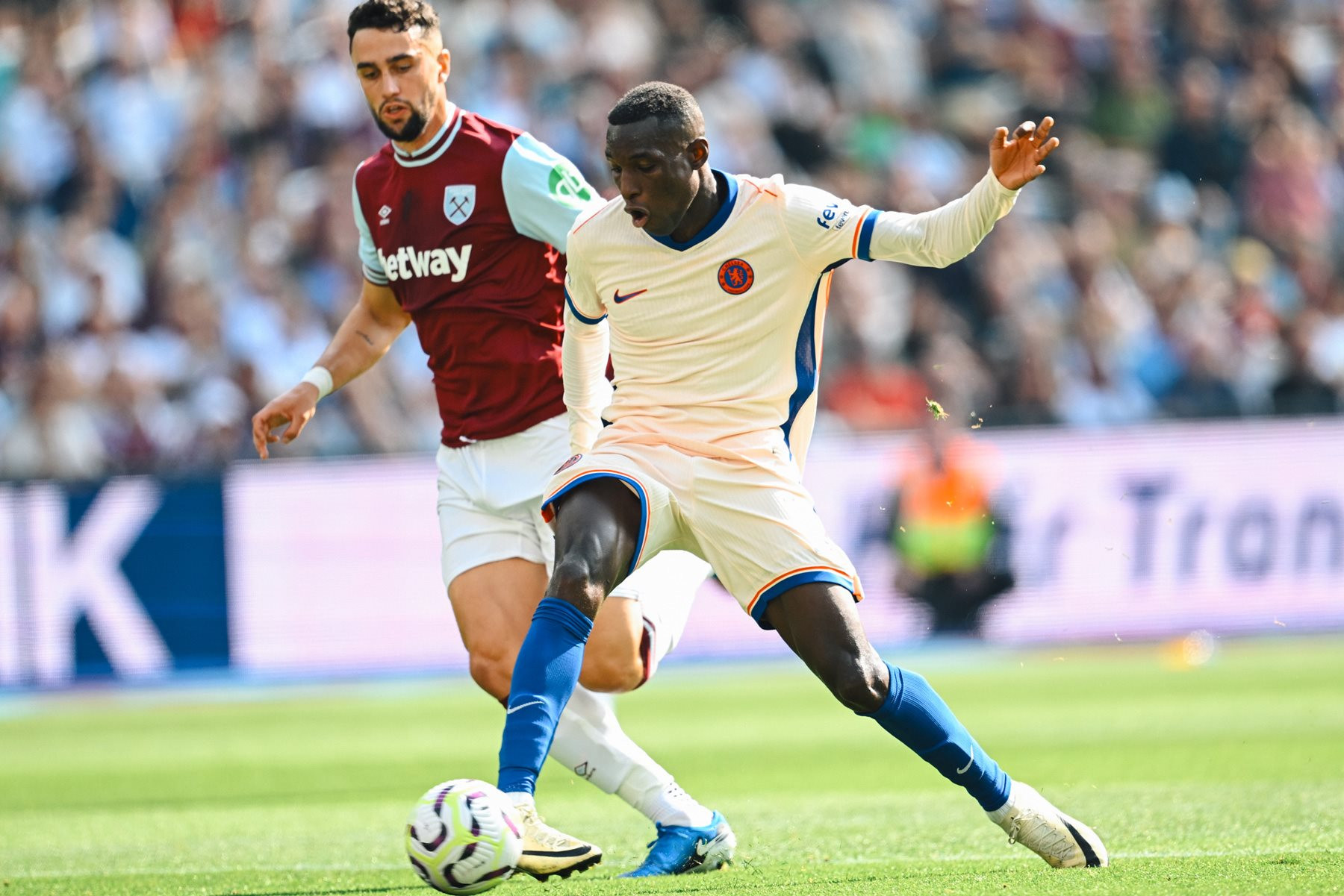 jackson-west-ham-chelsea-2.jpg