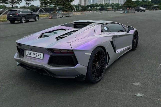 Siêu xe Lamborghini Aventador biển tứ quý 9 rao bán giá 22 tỷ đồng ảnh 3