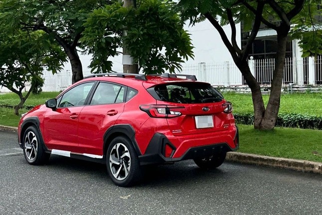 Subaru Crosstrek lộ diện ở Việt Nam trước ngày ra mắt ảnh 2