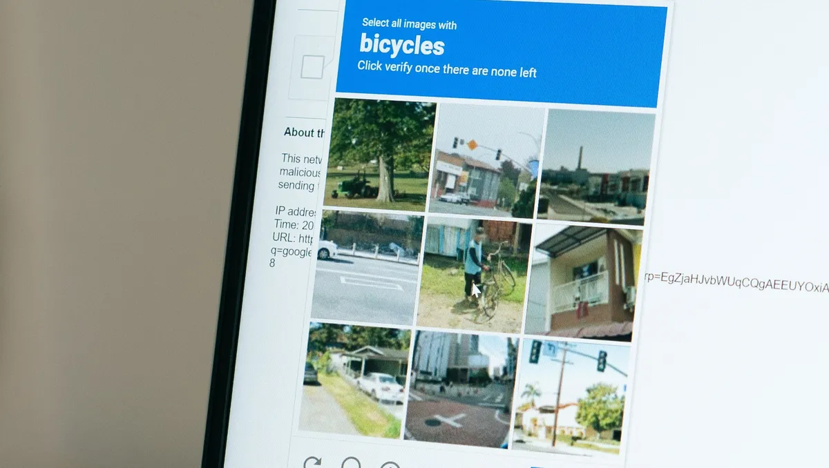 CAPTCHA dựa trên hình ảnh đã dễ dàng bị AI vượt mặt với tỉ lệ 100%. (Ảnh minh họa: Shutterstock)