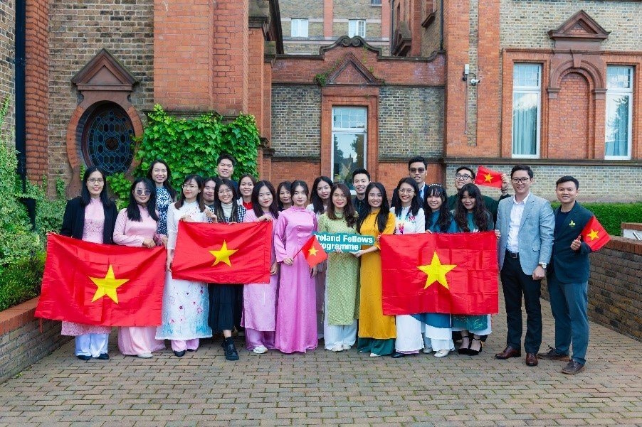 vietnamese_recipients_of_ireland_fellows_prog.width-1000.jpg