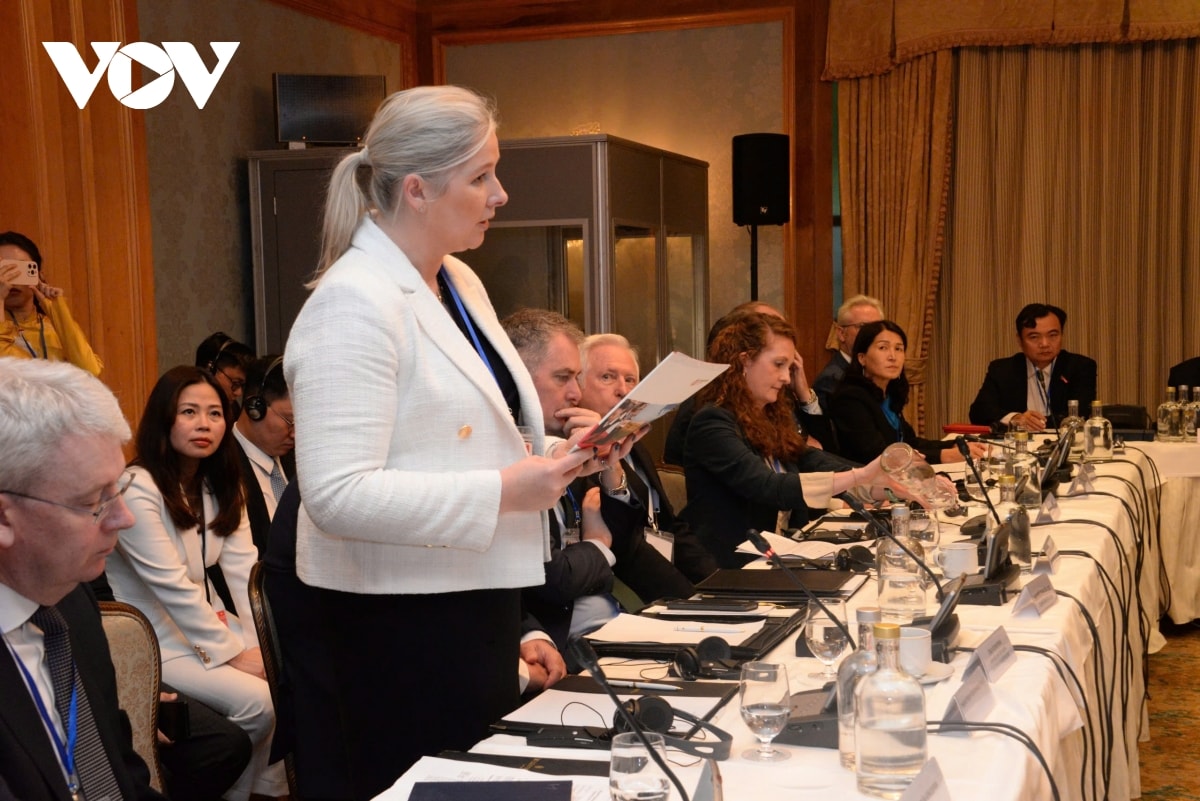 tổng bí thư, chủ tịch nước tô lâm gặp mặt các doanh nghiệp hàng đầu ireland hình ảnh 3 tong bi thu, chu tich nuoc to lam gap mat cac doanh nghiep hang dau ireland hinh anh 3