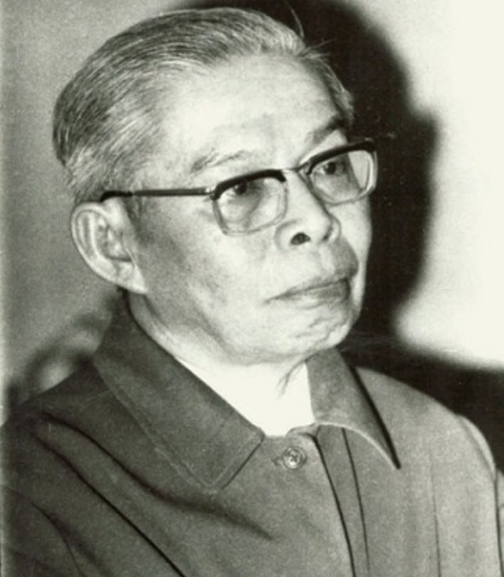 giao-su-tran-dai-nghia.jpg