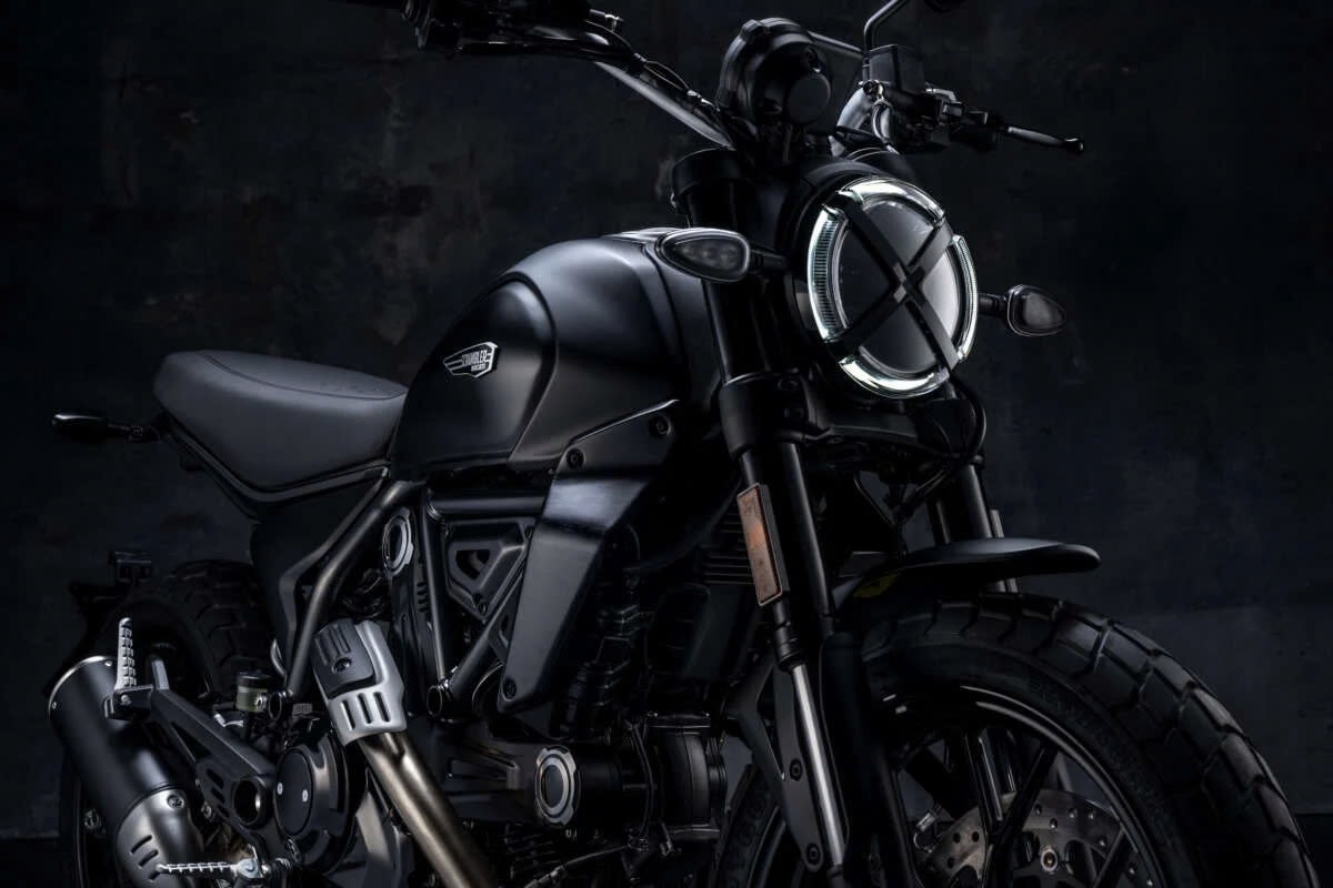 Ducati Scrambler Icon Dark 2025