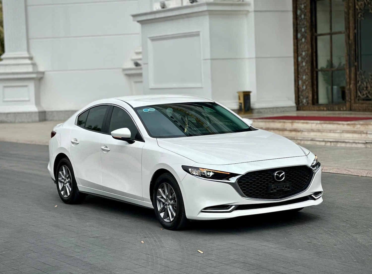 Mazda3 luxury 1.jpg