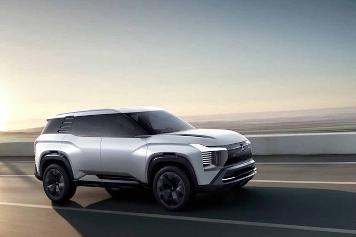 mitsubishi-ra-mat-dst-concept-co-phai-suv-xforce-hoan-toan-moi.png