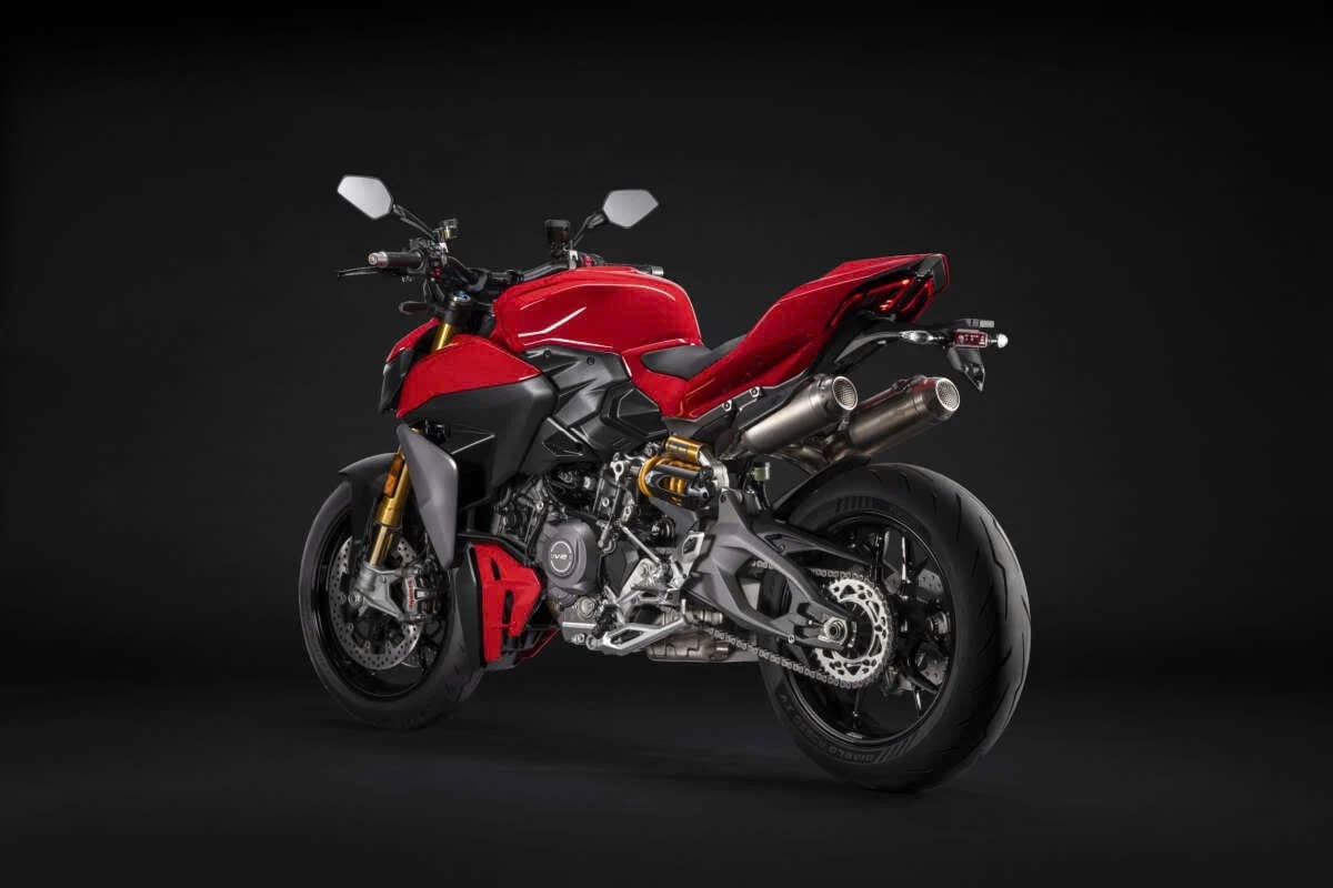 Ducati Streetfighter V2 2025