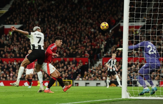 Man United thua sốc Newcastle, đối mặt thảm họa trăm năm- Ảnh 2.