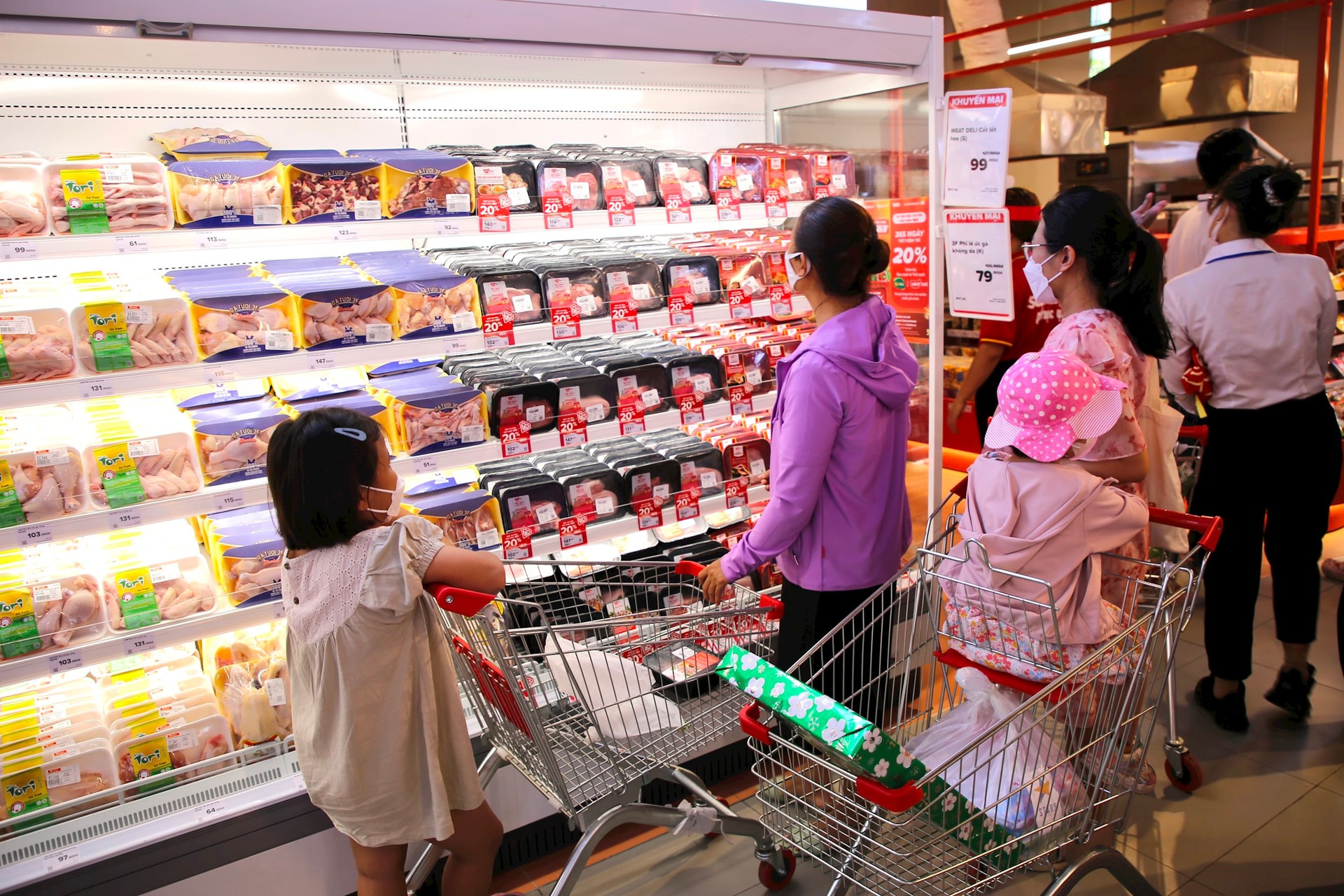 quay-thit-meatdeli-phong-phu-tai-sieu-thi-winmart.jpg