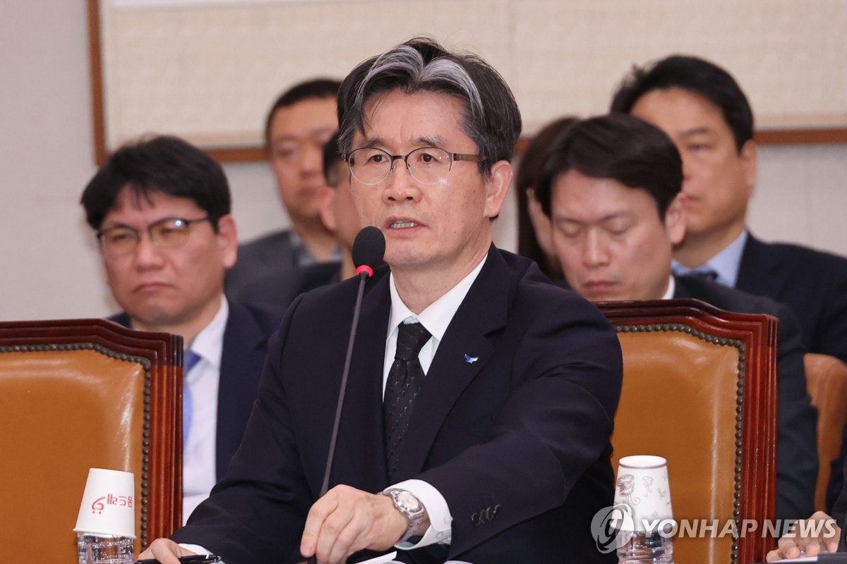 Oh Dong-woon, chief of the Corruption Investigation Office for High-ranking Officials, speaks during a session of the National Assembly's legislation and judiciary committee in Seoul on Jan. 7, 2025. (Yonhap)