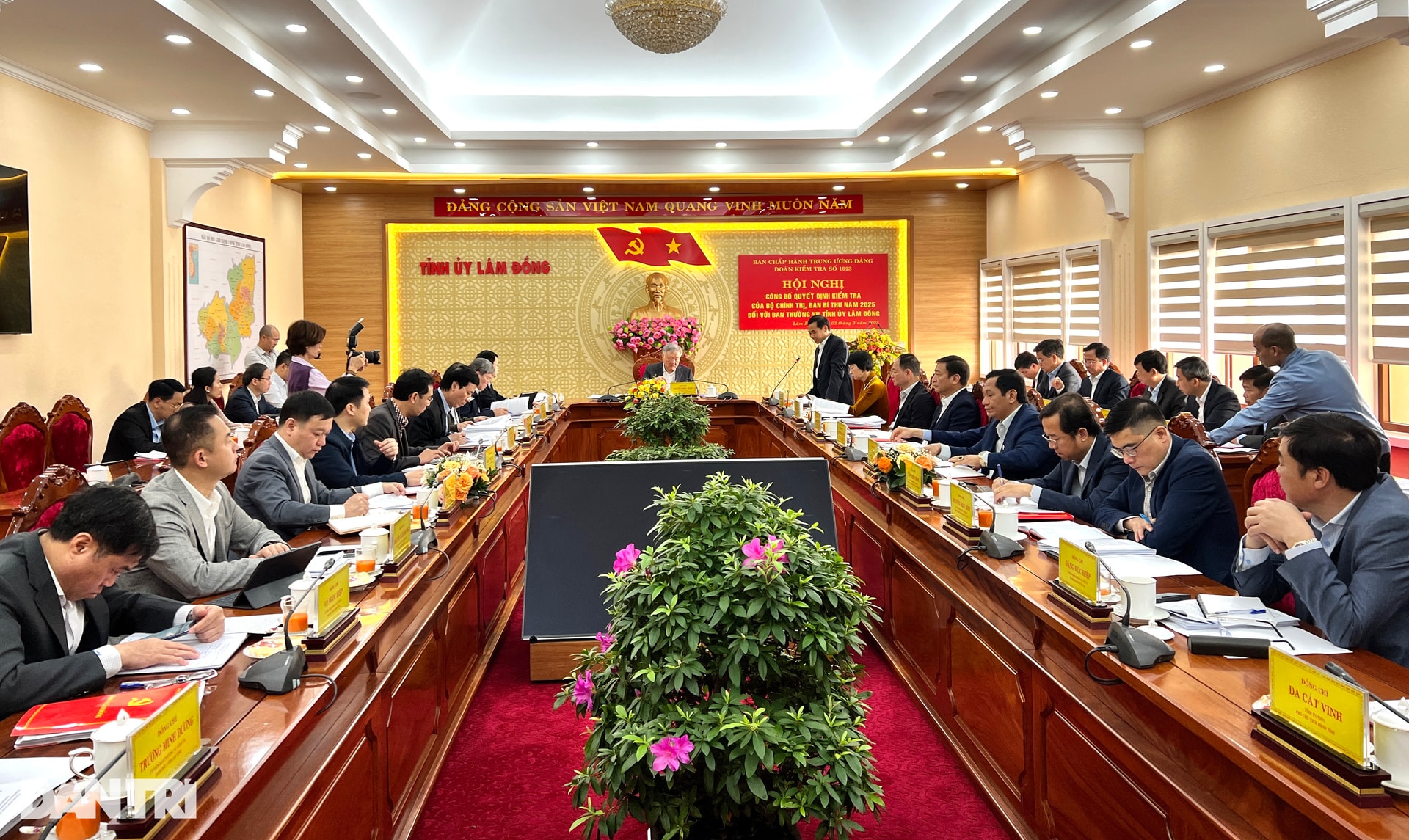 Bộ Chính trị, Ban Bí thư công bố quyết định kiểm tra tại tỉnh Lâm Đồng - 2 Bộ Chính trị, Ban Bí thư công bố quyết định kiểm tra tại tỉnh Lâm Đồng - 2