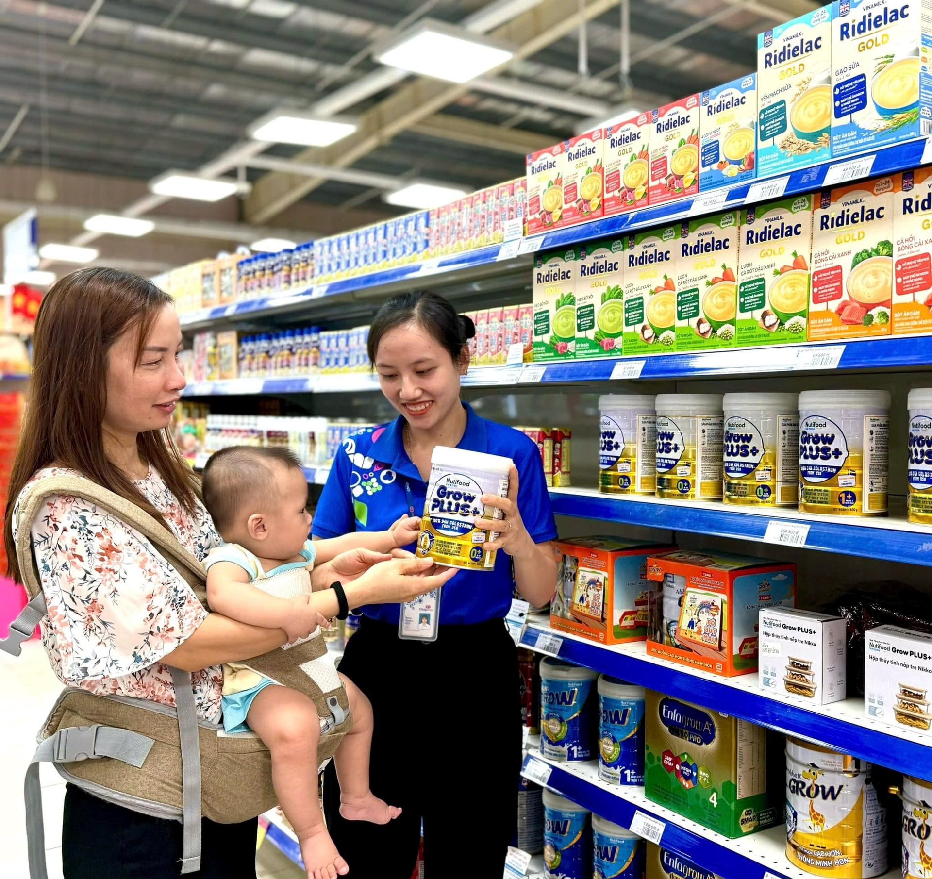 hon-1.000-san-pham-dinh-duong-duoc-co.opmart-giam-gia.jpg
