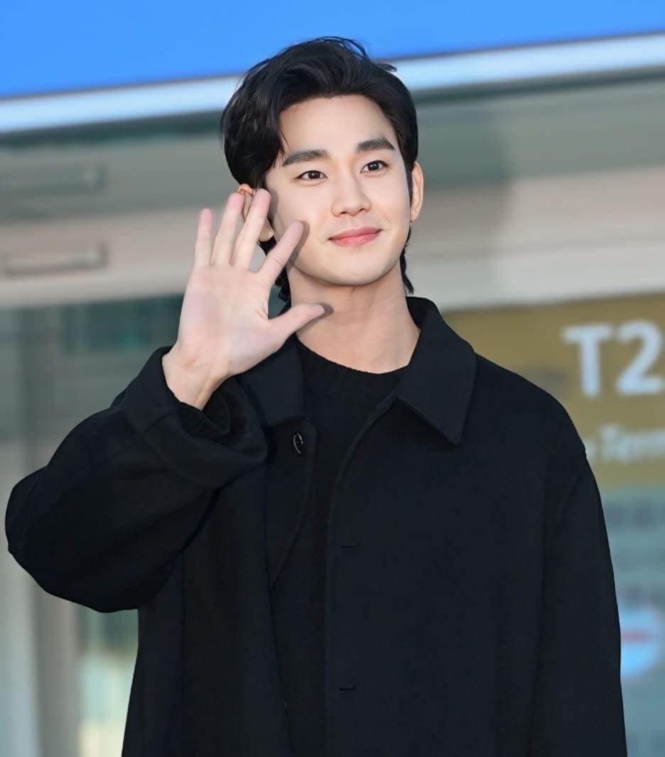 Phản ứng trái chiều khi công khai đời tư của Kim Sae Ron, Kim Soo Hyun - 3 Phản ứng trái chiều khi công khai đời tư của Kim Sae Ron, Kim Soo Hyun - 3