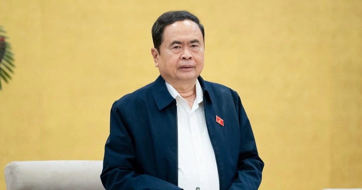 'Sau khi sửa Hiến pháp mới xem xét bỏ cấp huyện, sắp xếp các tỉnh'