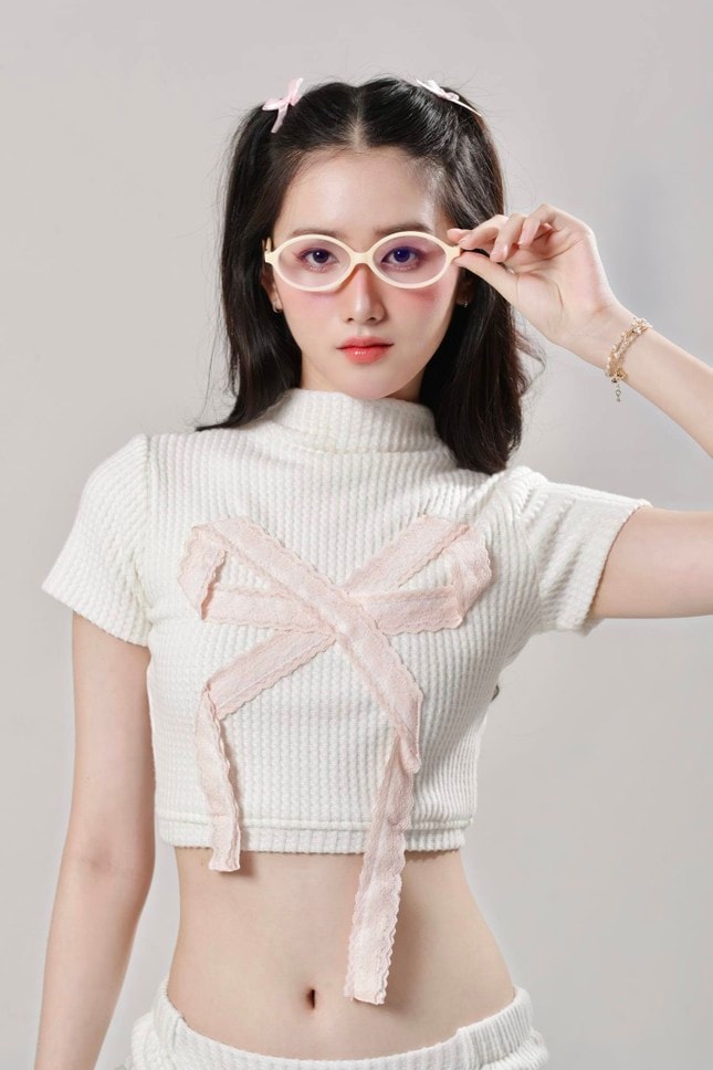 Cận cảnh nhan sắc nàng mẫu gen Z Ngô Trần Hải Yến lọt vào vòng chung khảo 'Hoa hậu Việt Nam' 2024 - Ảnh 4. Cận cảnh nhan sắc nàng mẫu gen Z Ngô Trần Hải Yến lọt vào vòng chung khảo 'Hoa hậu Việt Nam' 2024 - Ảnh 4.
