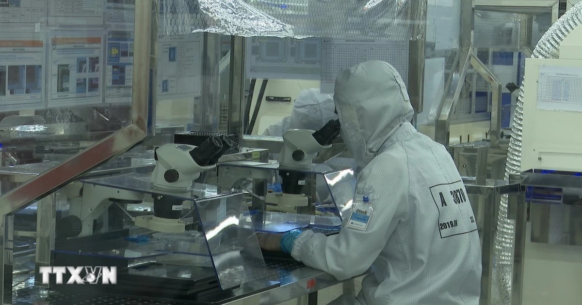 Đột phá phát triển khoa học công nghệ: “Chìa khóa” nguồn nhân lực