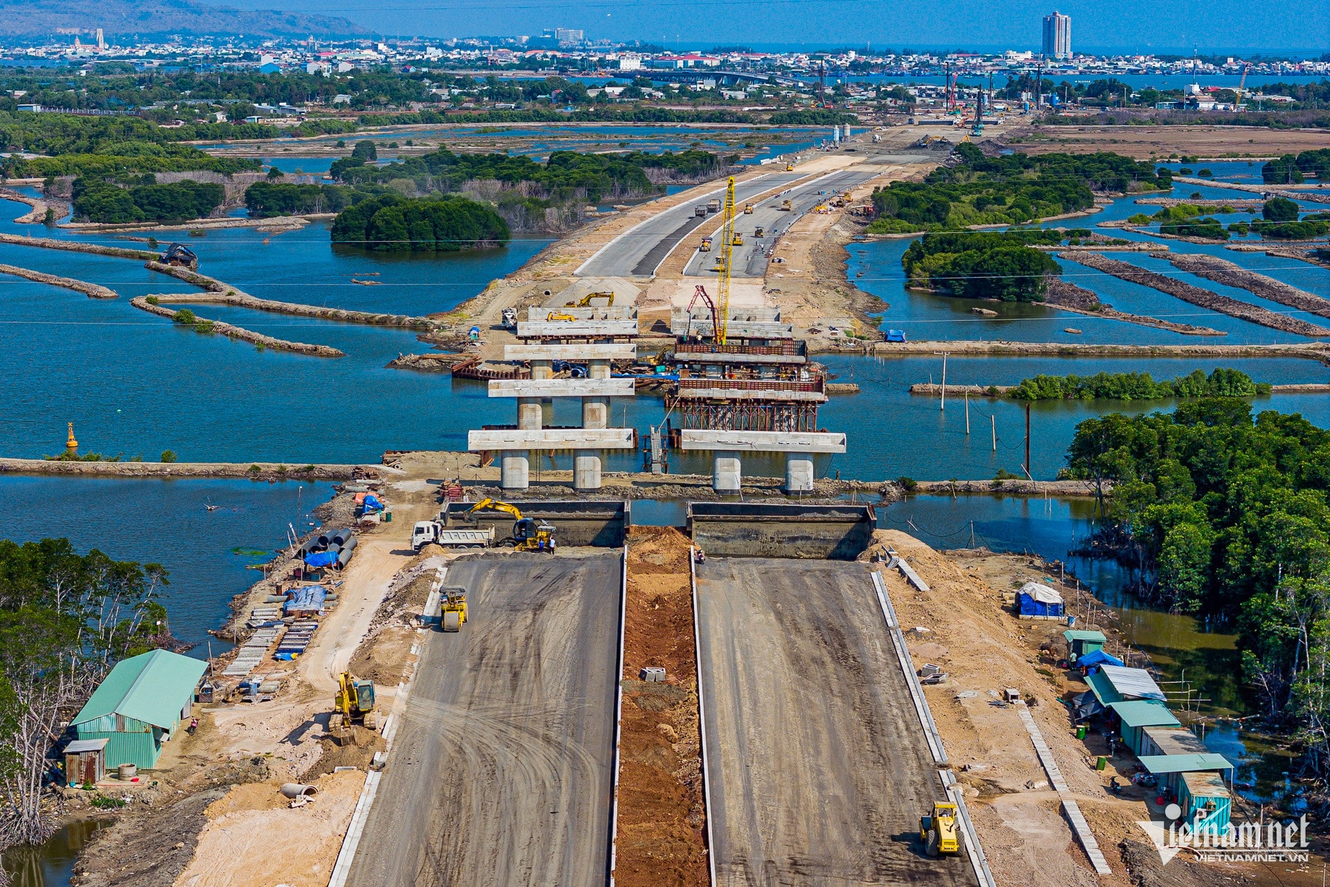 duong ven bien ba ria vung tau nguyen hue 14 29732.jpg