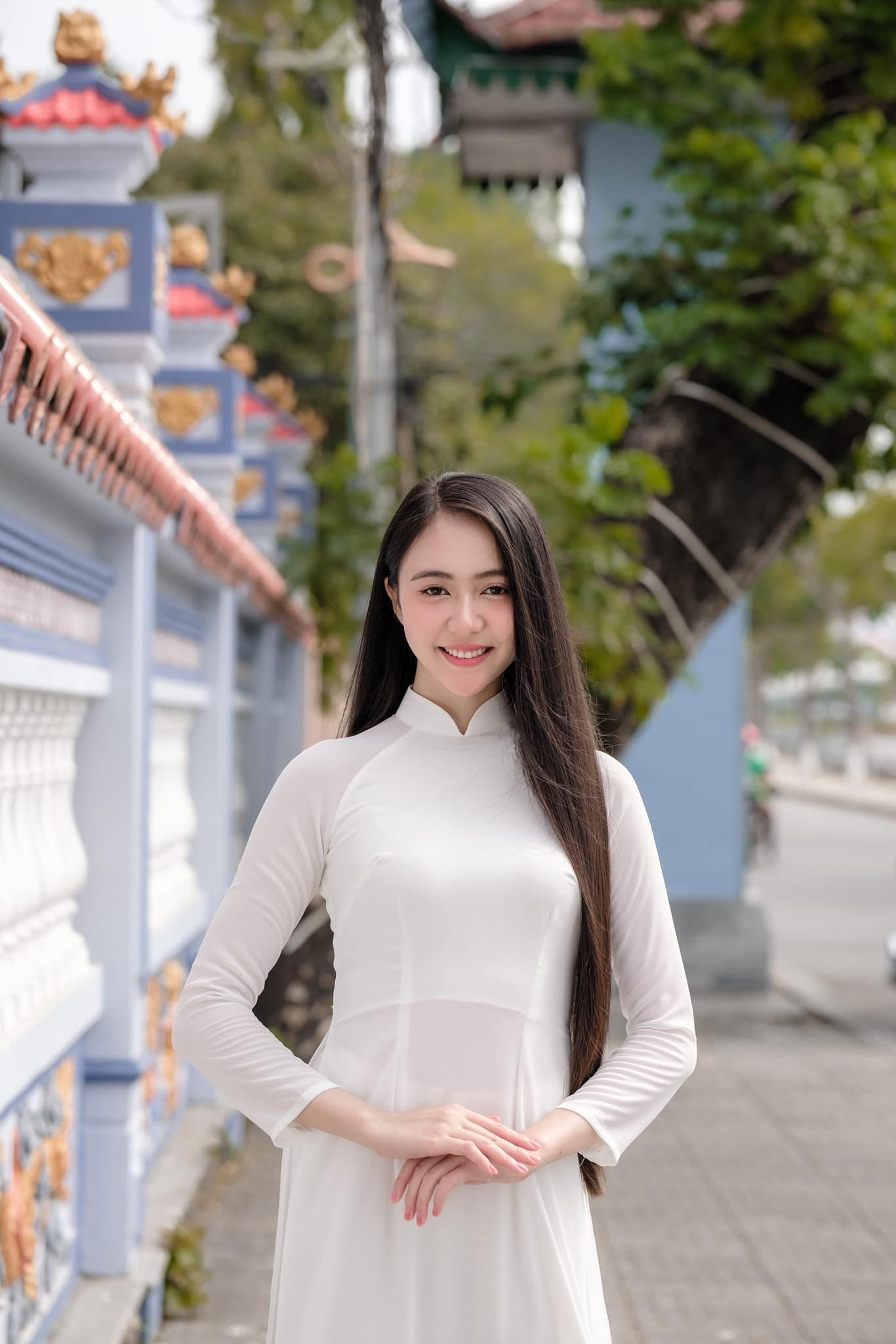 Cô gái miền Tây có gương mặt như trăng rằm ở Hoa hậu Việt Nam ảnh 10