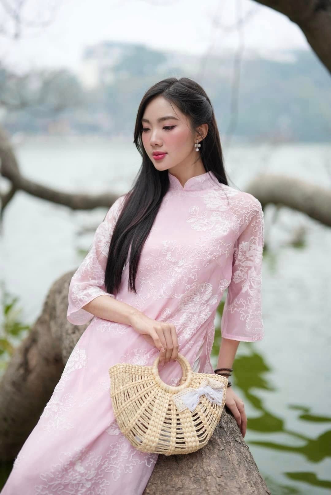 Người đẹp xứ Tuyên có vòng eo 59 cm ở Hoa hậu Việt Nam ảnh 4