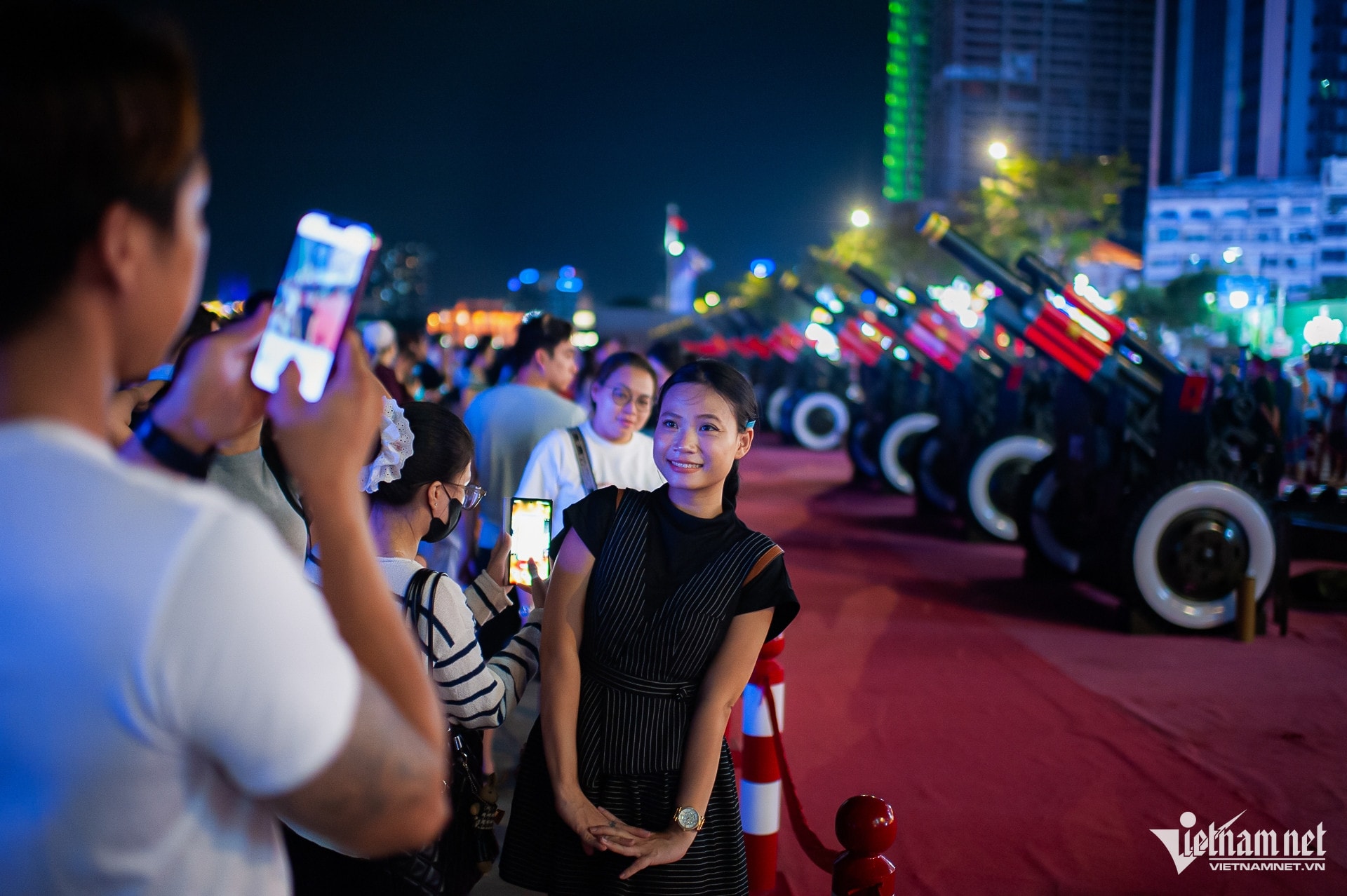 W-bắn pháo 5.jpg