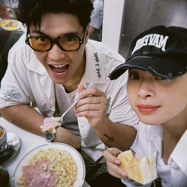 Cặp đôi thường xuyên cùng nhau thực hiện những vlog ăn uống, nấu nướng thú vị.