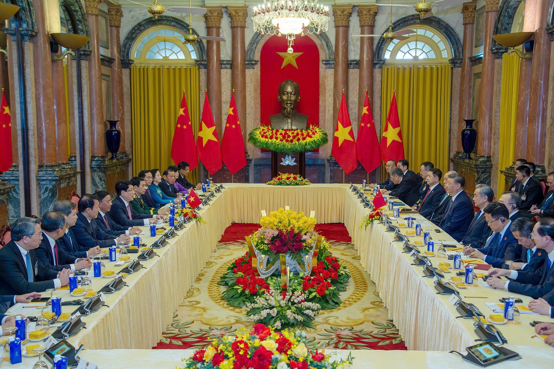 Chủ tịch nước nêu 5 phương hướng lớn hợp tác Việt Nam - Trung Quốc - 2 Chủ tịch nước nêu 5 phương hướng lớn hợp tác Việt Nam - Trung Quốc - 2