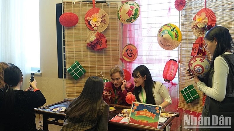 Sinh viên Việt Nam lan tỏa văn hóa Việt tại Nga