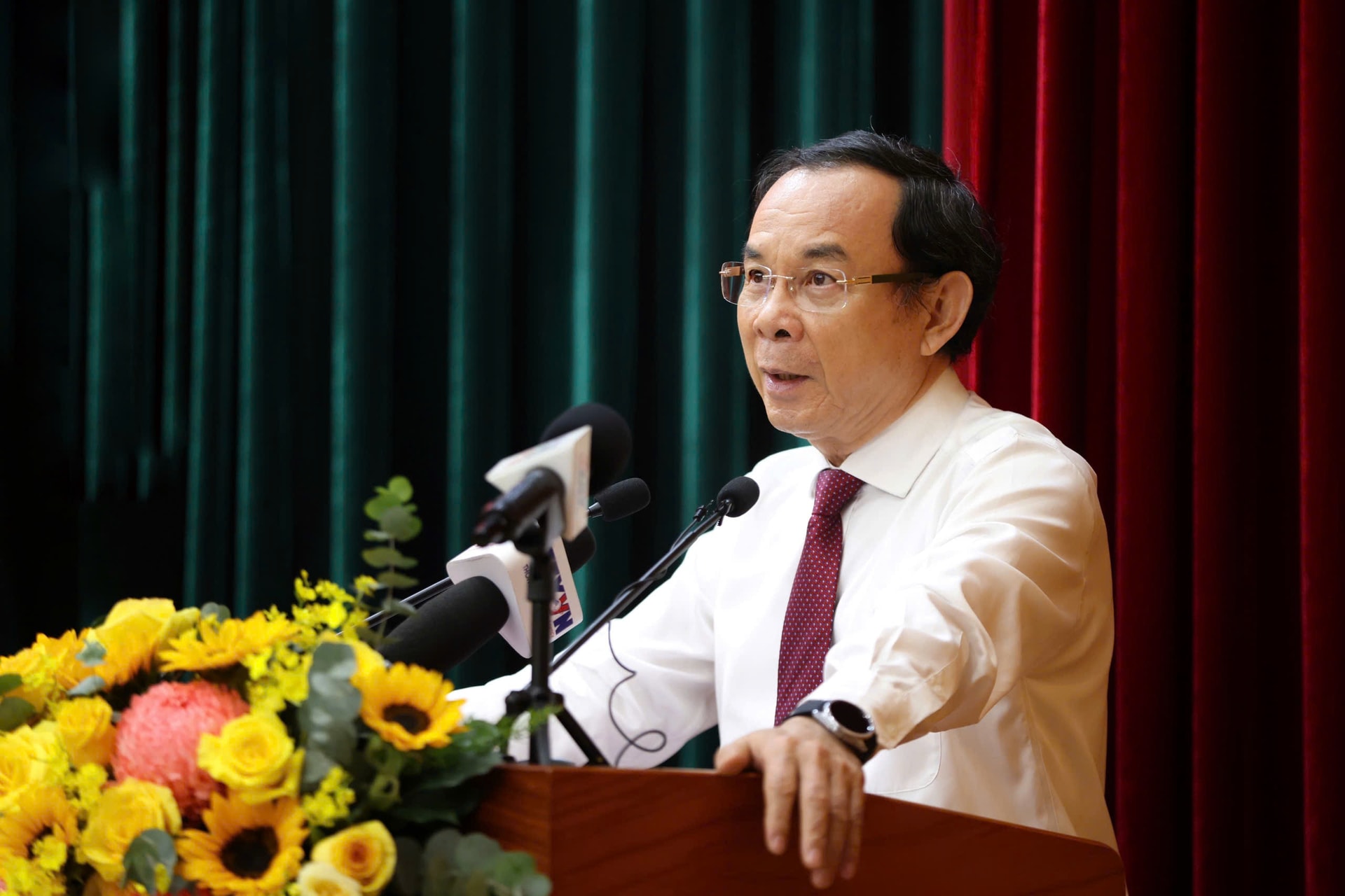 Ông Nguyễn Văn Nên làm Trưởng Ban Chỉ đạo sắp xếp đơn vị hành chính ở TPHCM - 1 Ông Nguyễn Văn Nên làm Trưởng Ban Chỉ đạo sắp xếp đơn vị hành chính ở TPHCM - 1