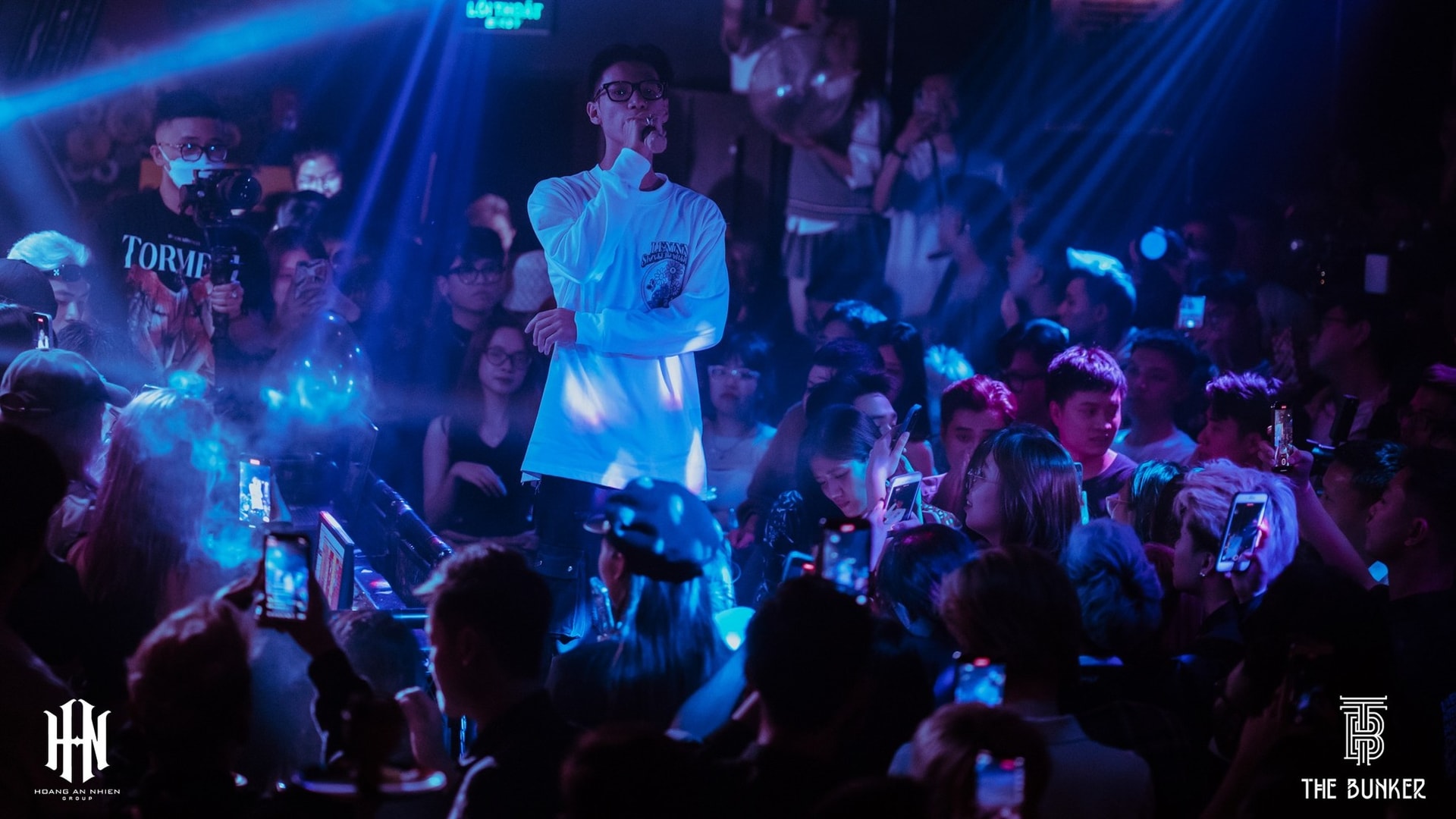 Một rapper Việt làm điều điên rồ ảnh 2
