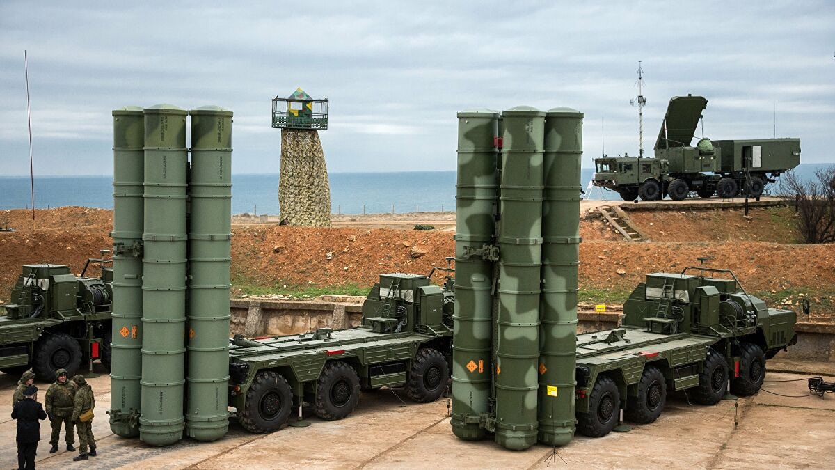 Tên lửa S400 cua Nga.jpg