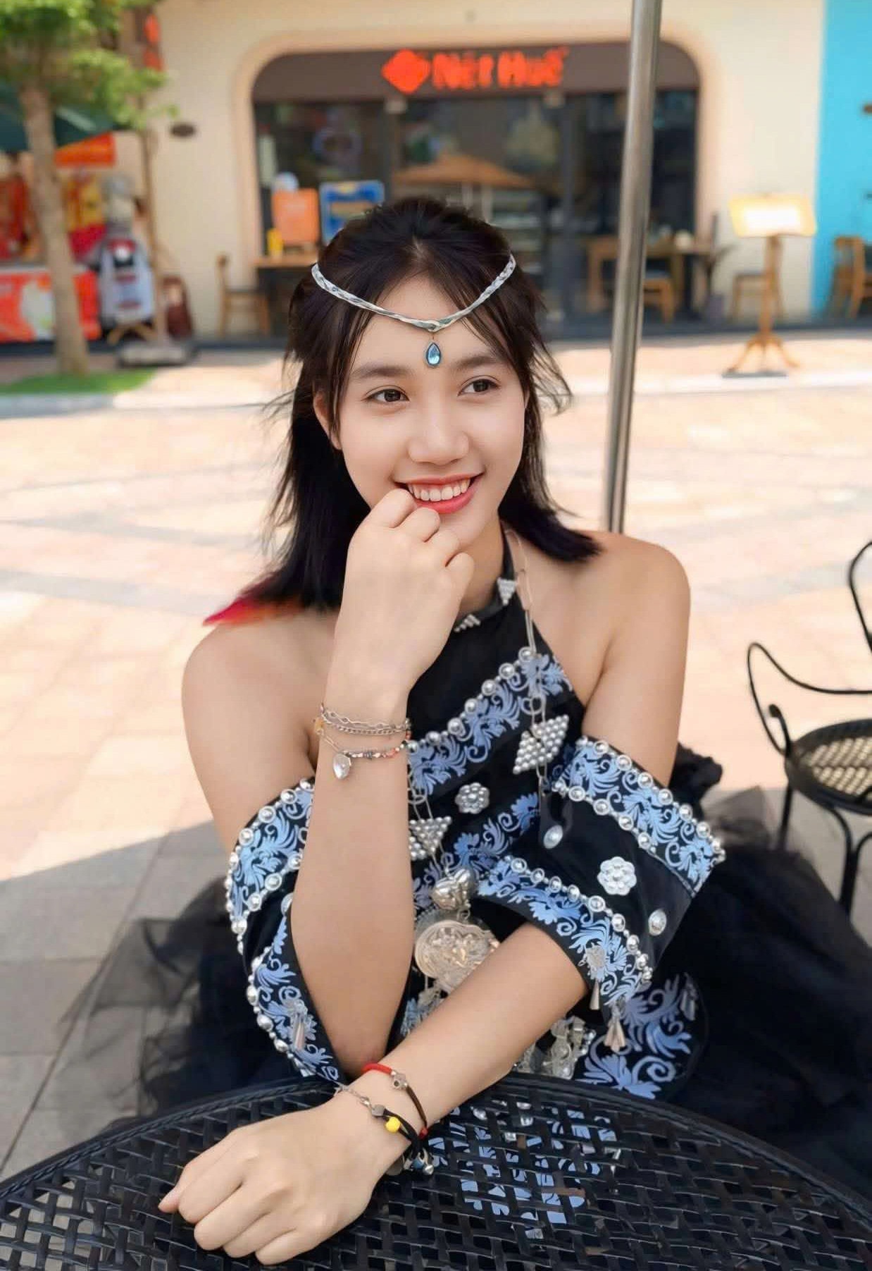 van ha 8.jpg