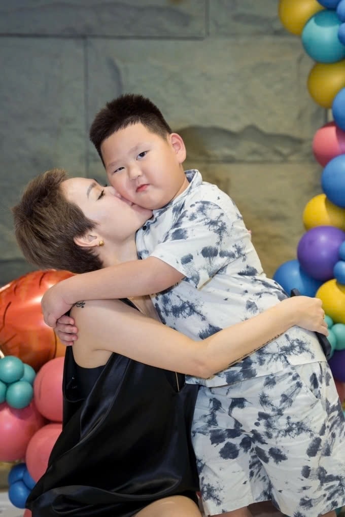 sao viet 1 5 Dat g cau hon cindy lu hinh anh 4