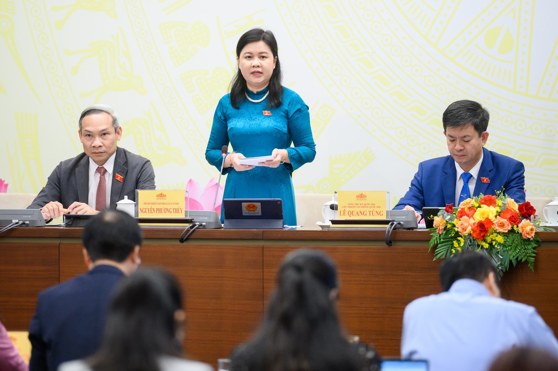 Rút ngắn nhiệm kỳ Quốc hội khóa XV để kiện toàn sớm nhân sự Nhà nước - 1 Rút ngắn nhiệm kỳ Quốc hội khóa XV để kiện toàn sớm nhân sự Nhà nước