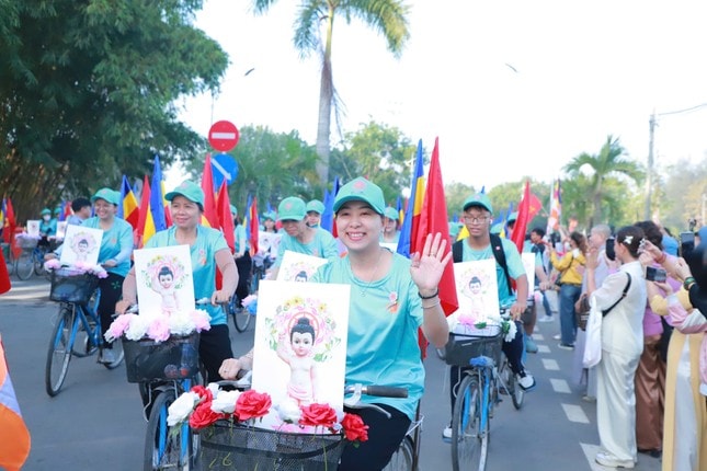 Sức trẻ - truyền thông điệp Sức trẻ - truyền thông điệp