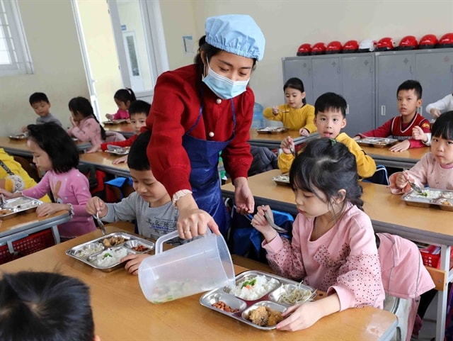 Sáng kiến bữa trưa miễn phí tại trường: Giáo viên và phụ huynh đồng tình nhiệt liệt!