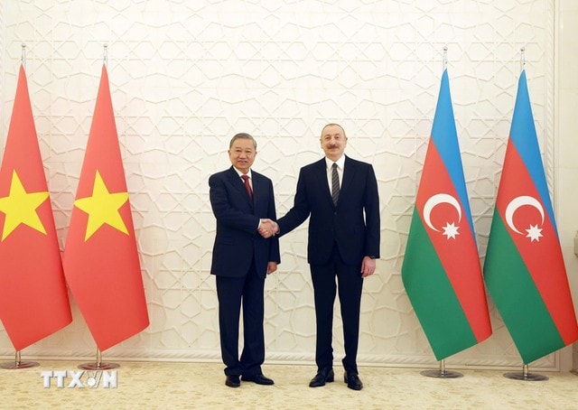 Lễ đón Tổng Bí thư Tô Lâm và Phu nhân thăm cấp Nhà nước Azerbaijan- Ảnh 9. Lễ đón Tổng Bí thư Tô Lâm và Phu nhân thăm cấp Nhà nước Azerbaijan- Ảnh 9.