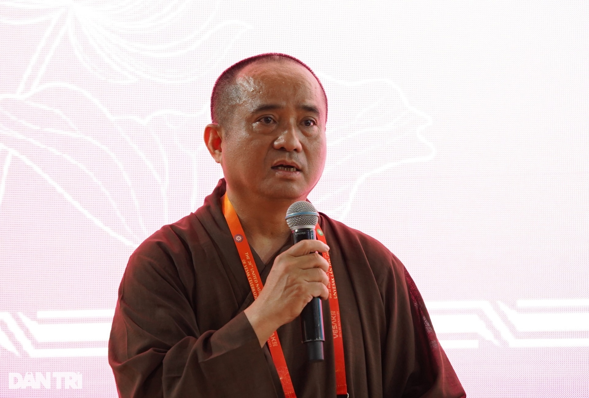 160.000 lượt chiêm bái xá lợi mỗi ngày ở TPHCM dịp Đại lễ Vesak - 1 160.000 lượt chiêm bái xá lợi mỗi ngày ở TPHCM dịp Đại lễ Vesak