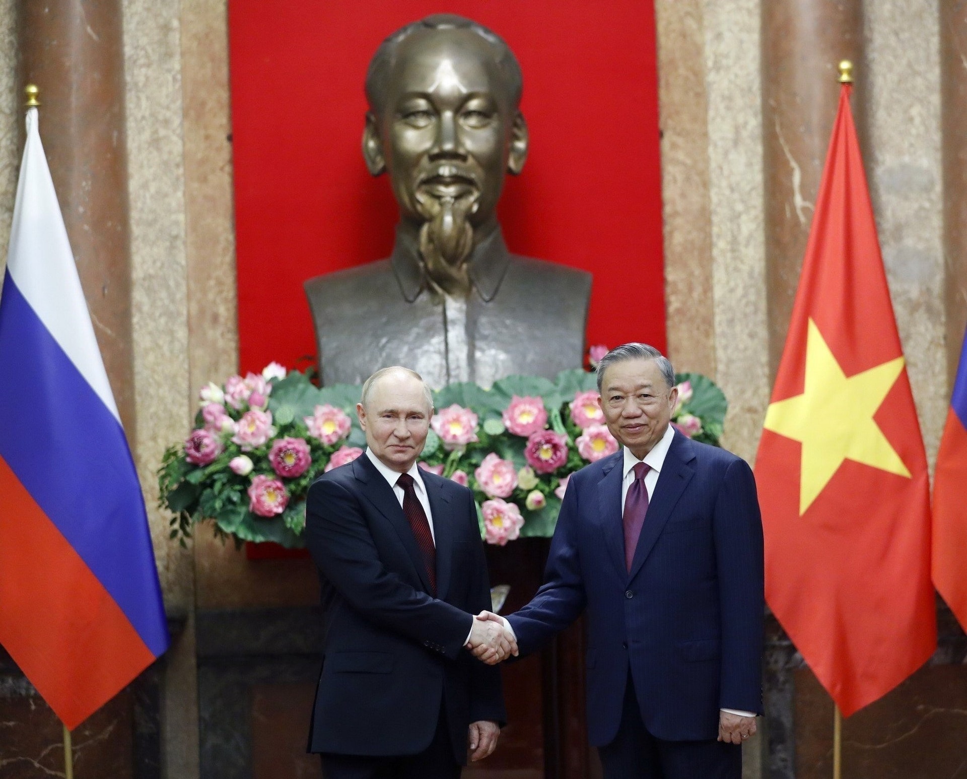 Đưa quan hệ Đối tác Chiến lược Toàn diện Việt Nam - Nga lên tầm cao mới - 1 Đưa quan hệ Đối tác Chiến lược Toàn diện Việt Nam – Nga lên tầm cao mới