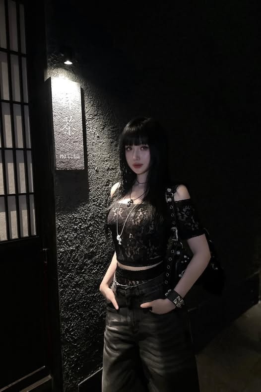 Hotgirl Tâm Tít gây ngỡ ngàng bởi vẻ đẹp 'nóng bỏng' ở tuổi 36- Ảnh 6.
